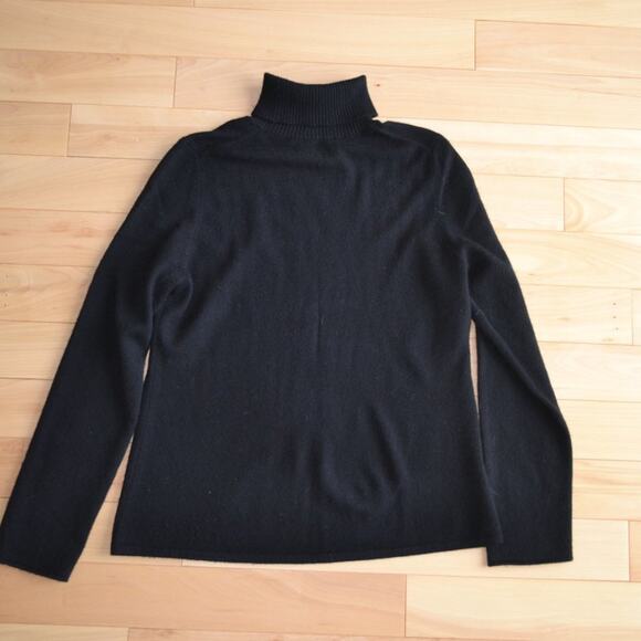 Sutton Studio Black Turtleneck Sweater - Picture 4 of 4
